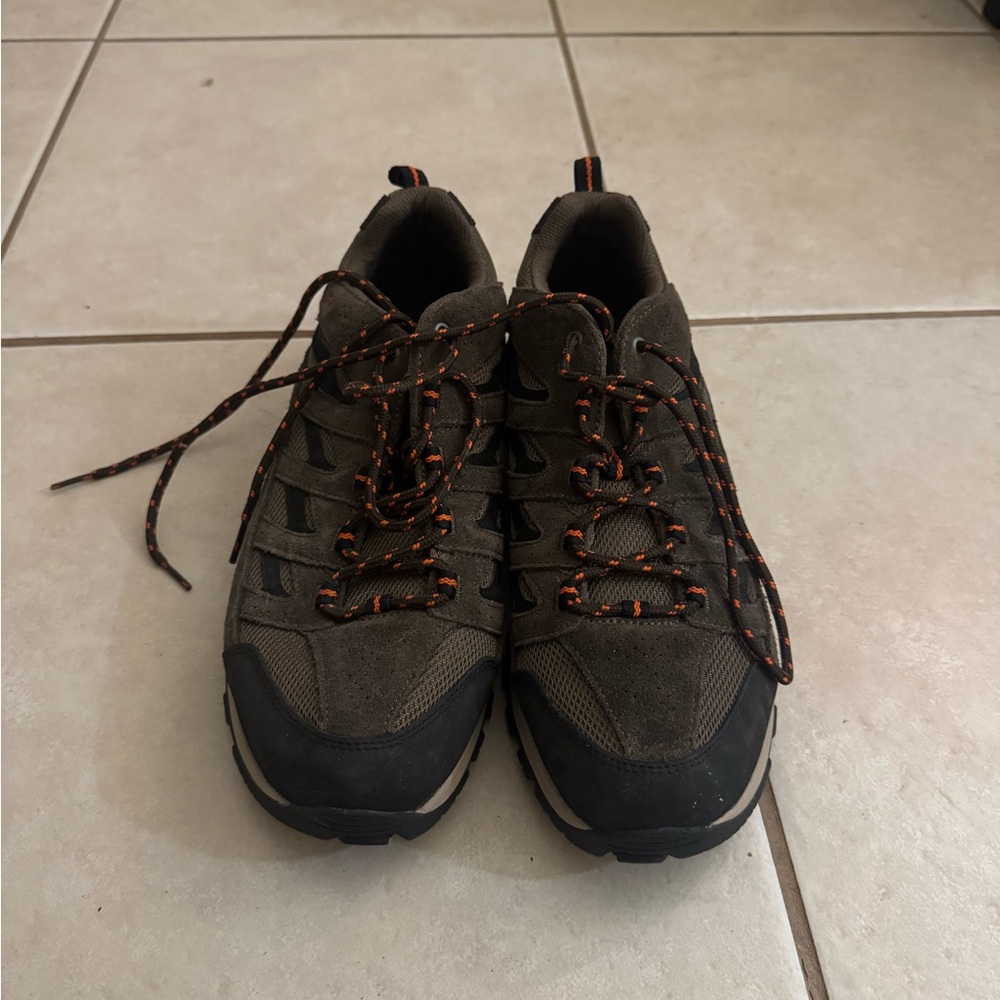 Columbia Men's Brown and Black Athletic Shoes